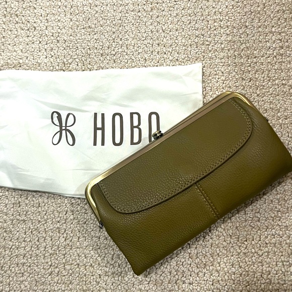 HOBO Handbags - NWT Hobo Lauren wallet clutch in Aloe (green)